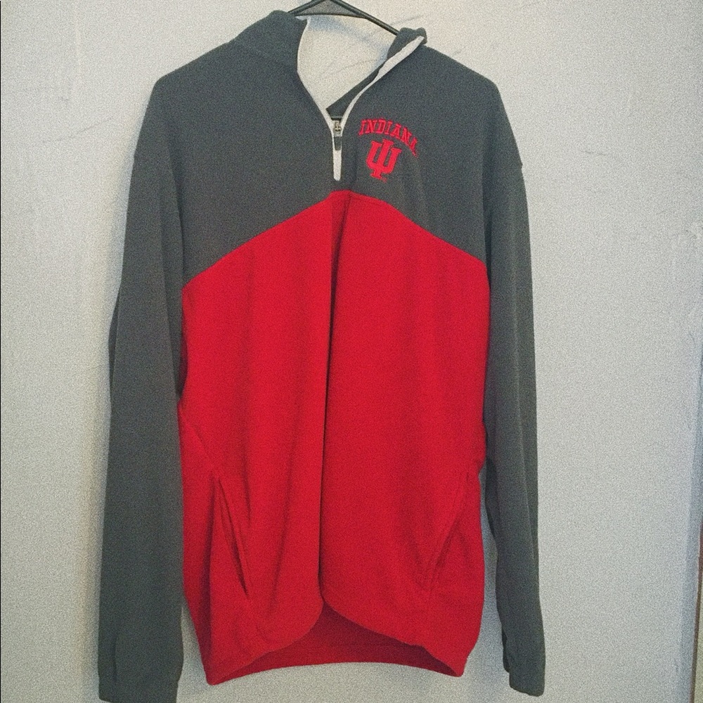 IU pullover jacket